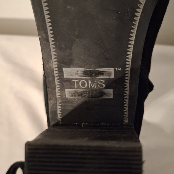 Toms Black Women's Suede Stacked Heeled Boots Minimalist Design - Picture 8 of 8